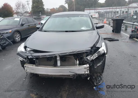 2015 Nissan Altima 2.5/2.5 S/2.5 Sl/2.5 Sv z USA, uszkodzony, nr VIN 1N4AL3AP1FN340347